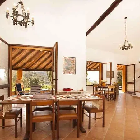 Apartment In 31162 *